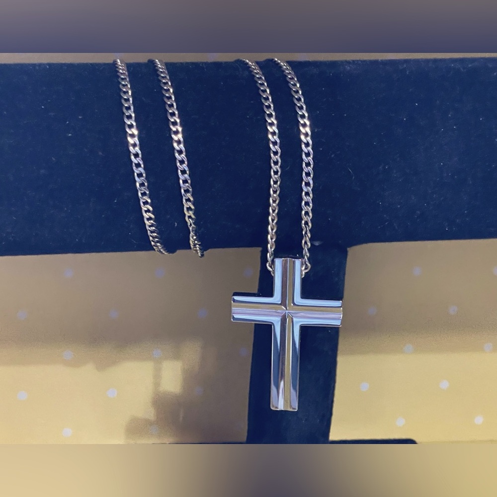 Cross - Tungsten Carbide